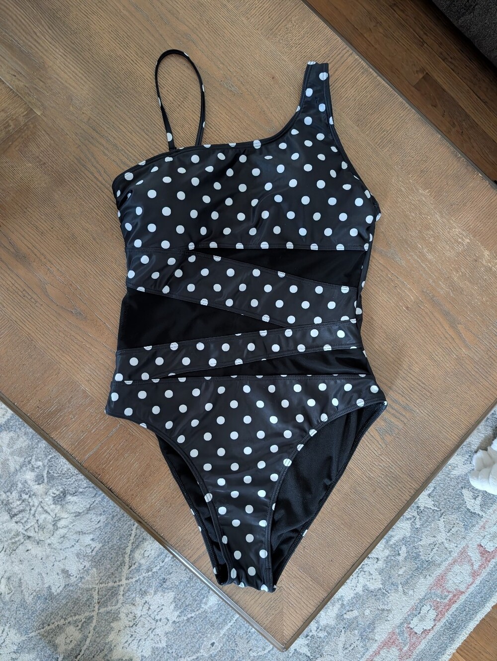 Women's Mesh Inset Black & White Polka Dot One-Shoulder Swimsuit Size Large
